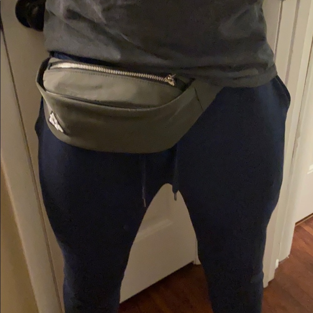 *WOW* Madden Fanny Pack (bum bag/waist bag) -Green